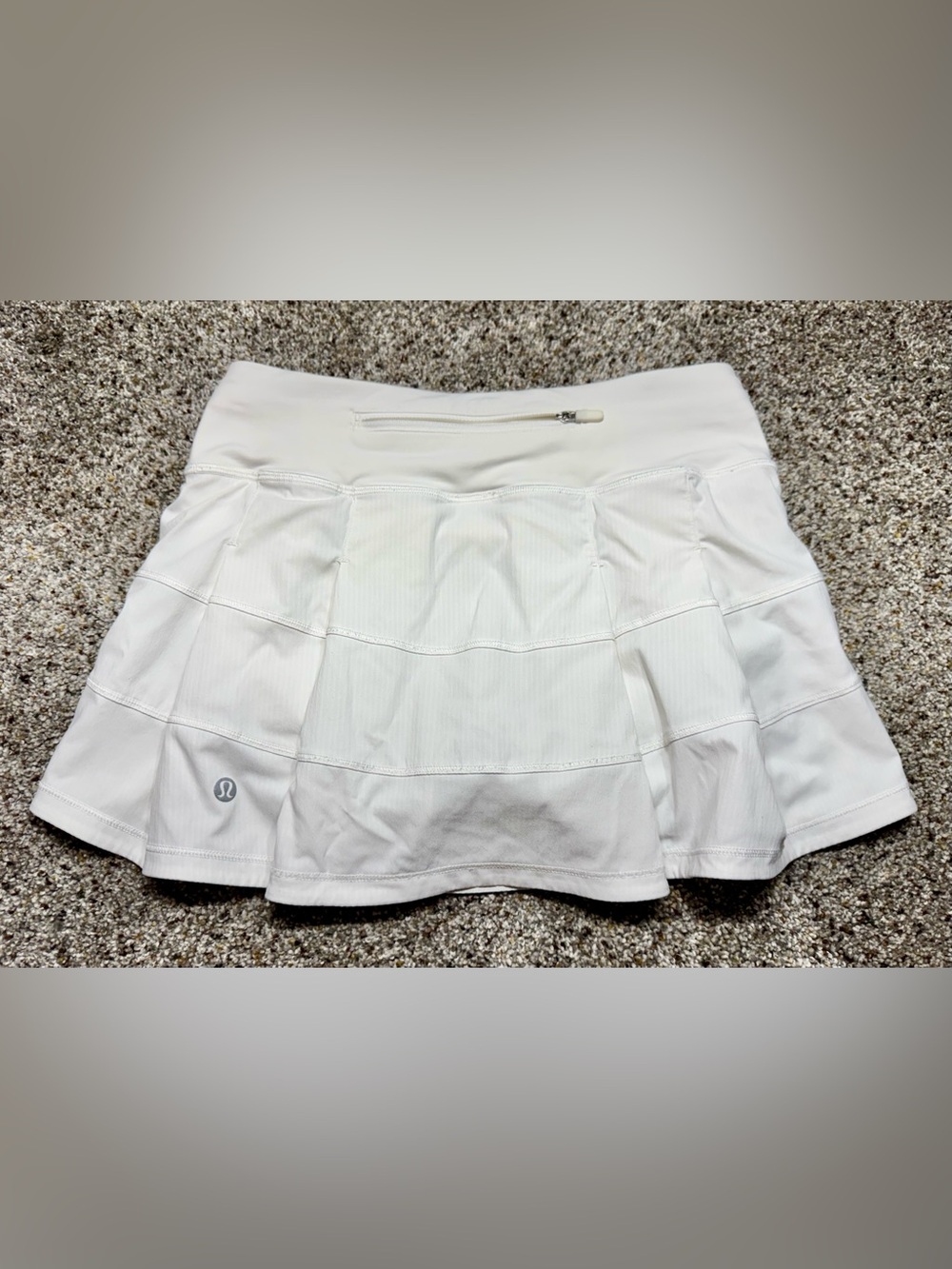 Lululemon Women’s White Athletic Skort Size 2